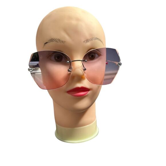 LOOK BEAUTIFUL THIS SUMMER AND SPRING WITH THESE Nice women  OVERSIZED Sunglasse - Picture 1 of 4